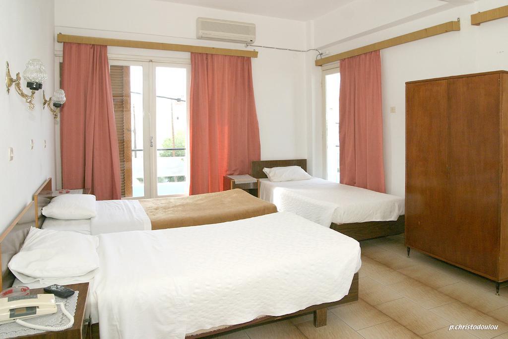 Hotel Karpathos Esterno foto